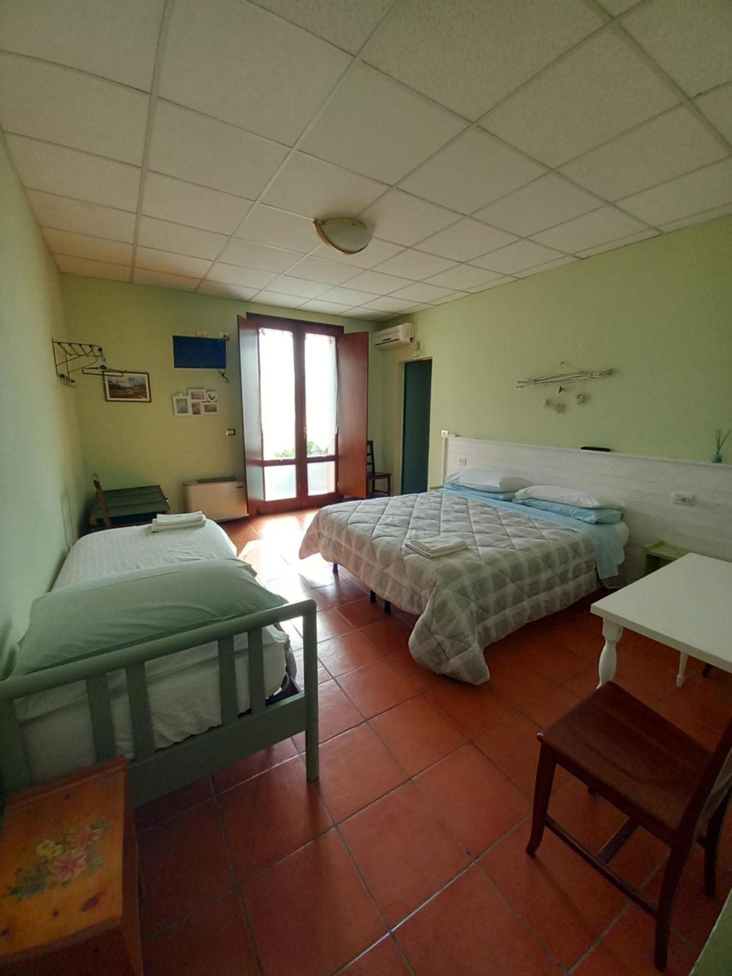 Agriturismo Boschi Reggiolo Buitenkant foto